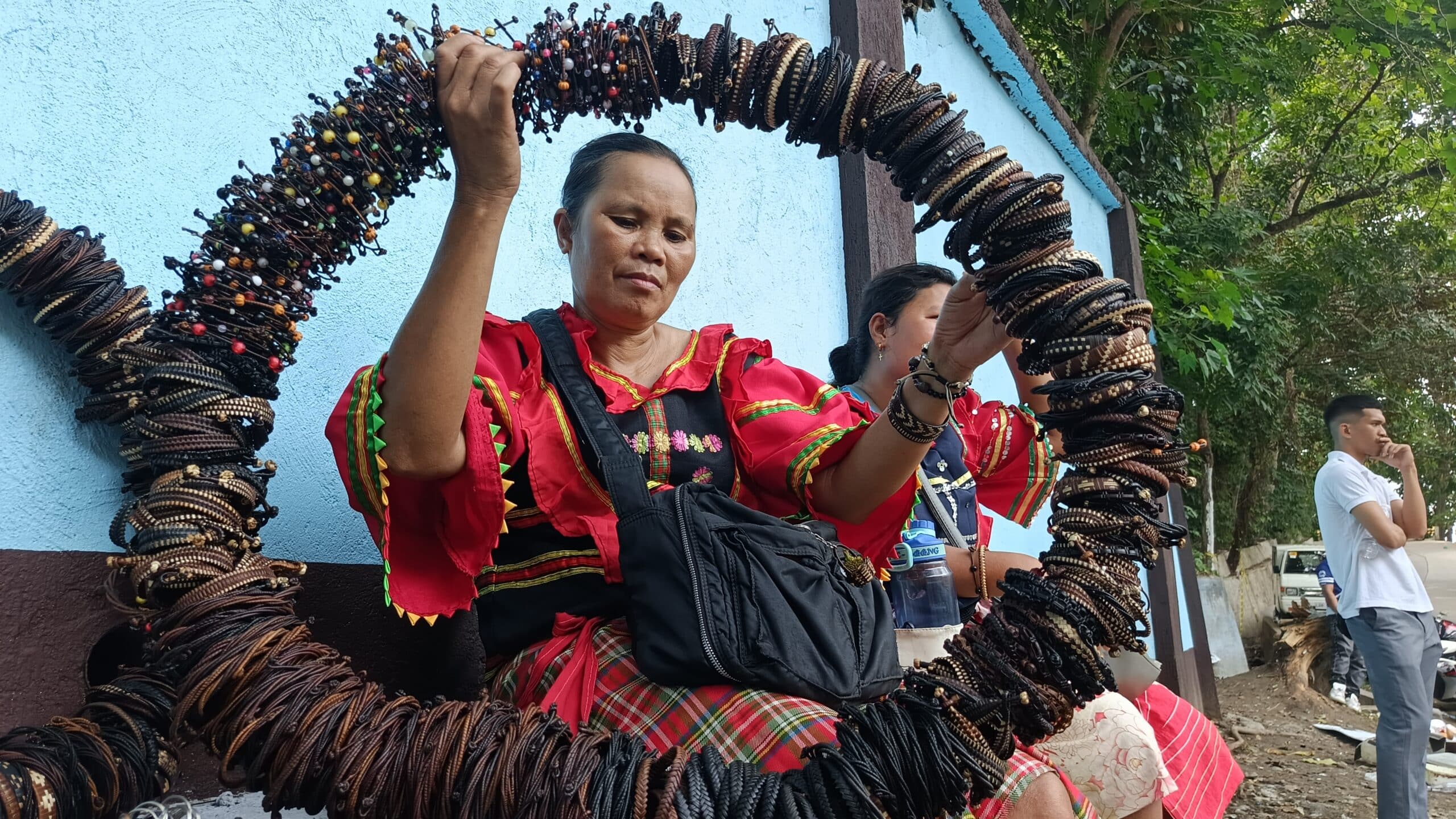 Matigsalog bracelets showcased at Iligan’s Diyandi Festival