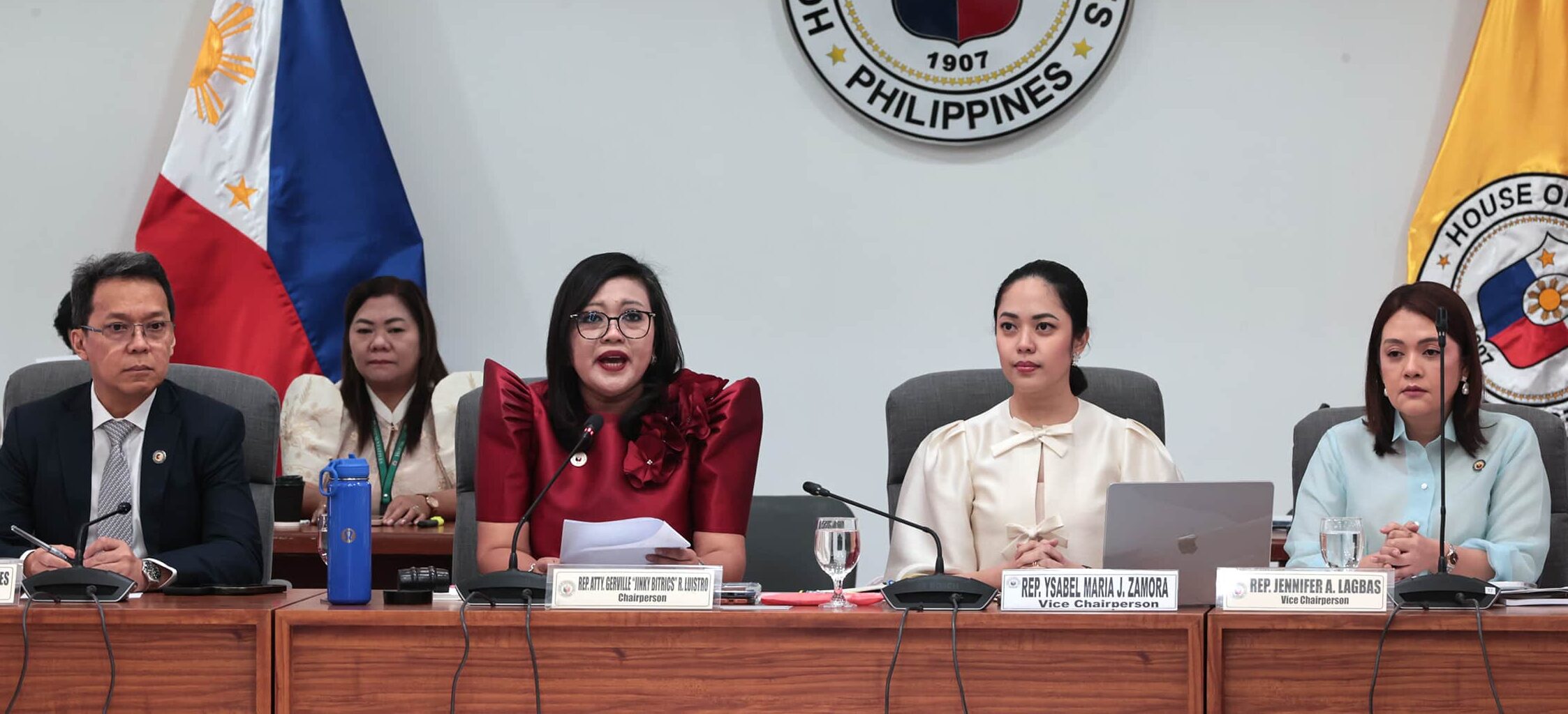 Solons say justice panel like a prosecutor, can summon more evidence