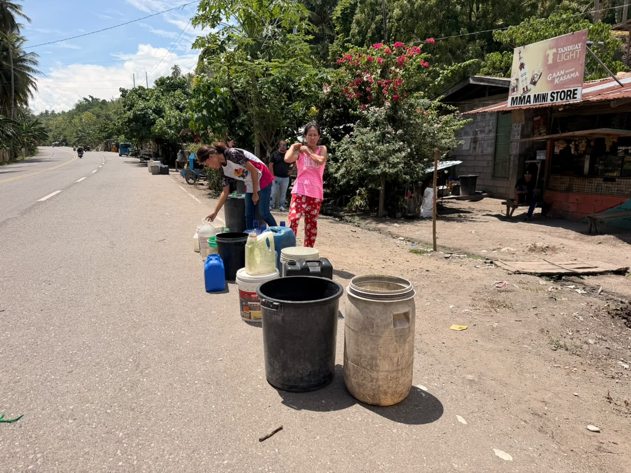 Solar power brings water, electricity to quake-hit areas
