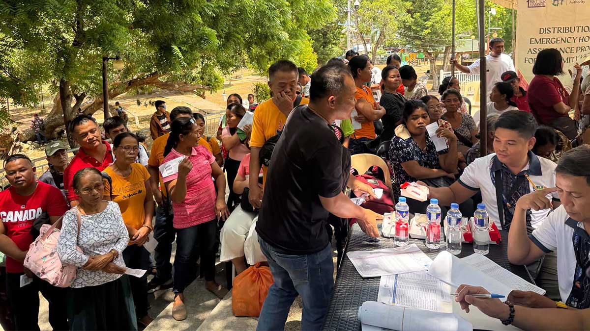 Over 4,800 typhoon-hit Bohol families get aid from NHA