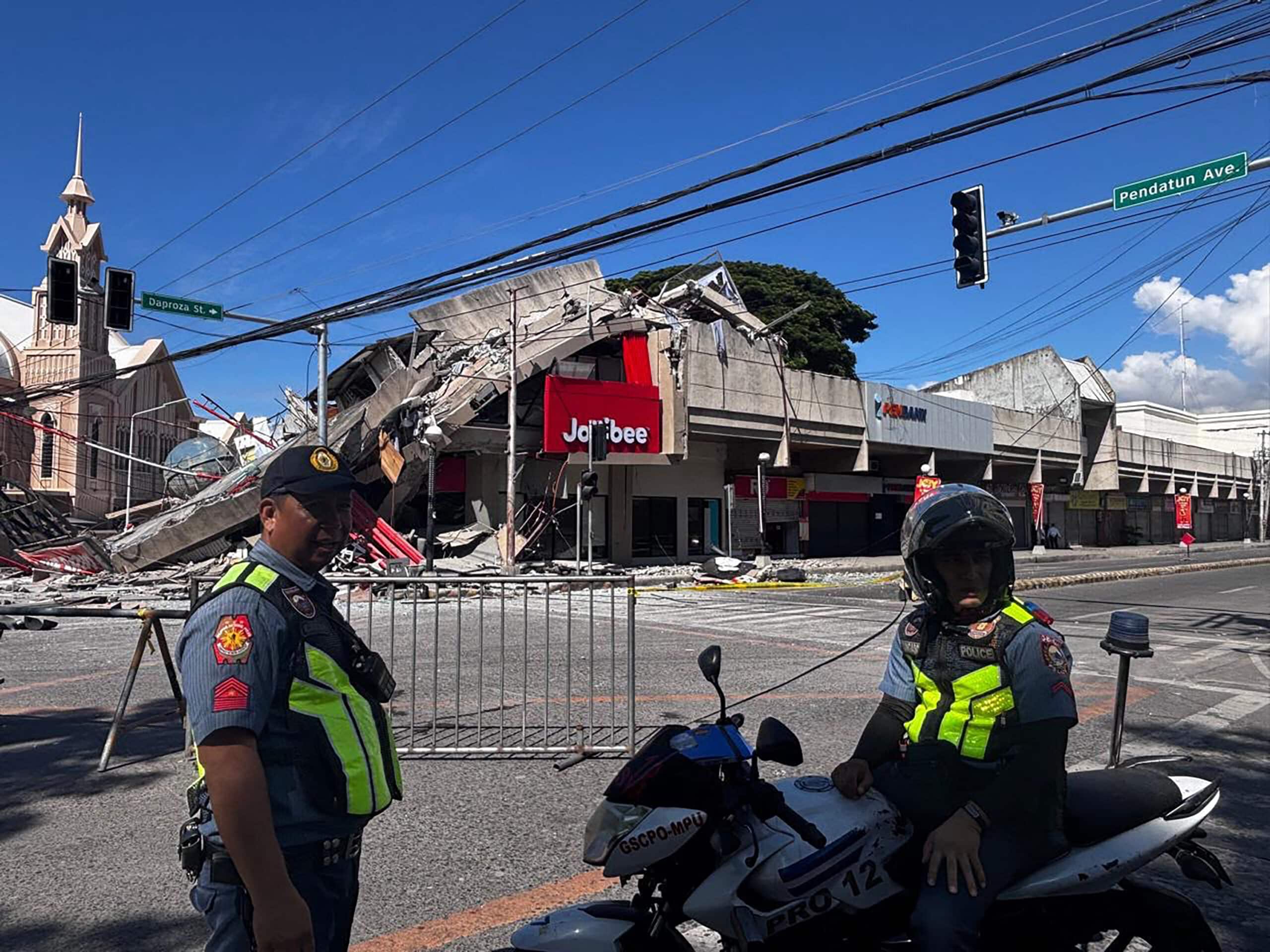PNP bolsters patrols amid power outages after Mindanao earthquake