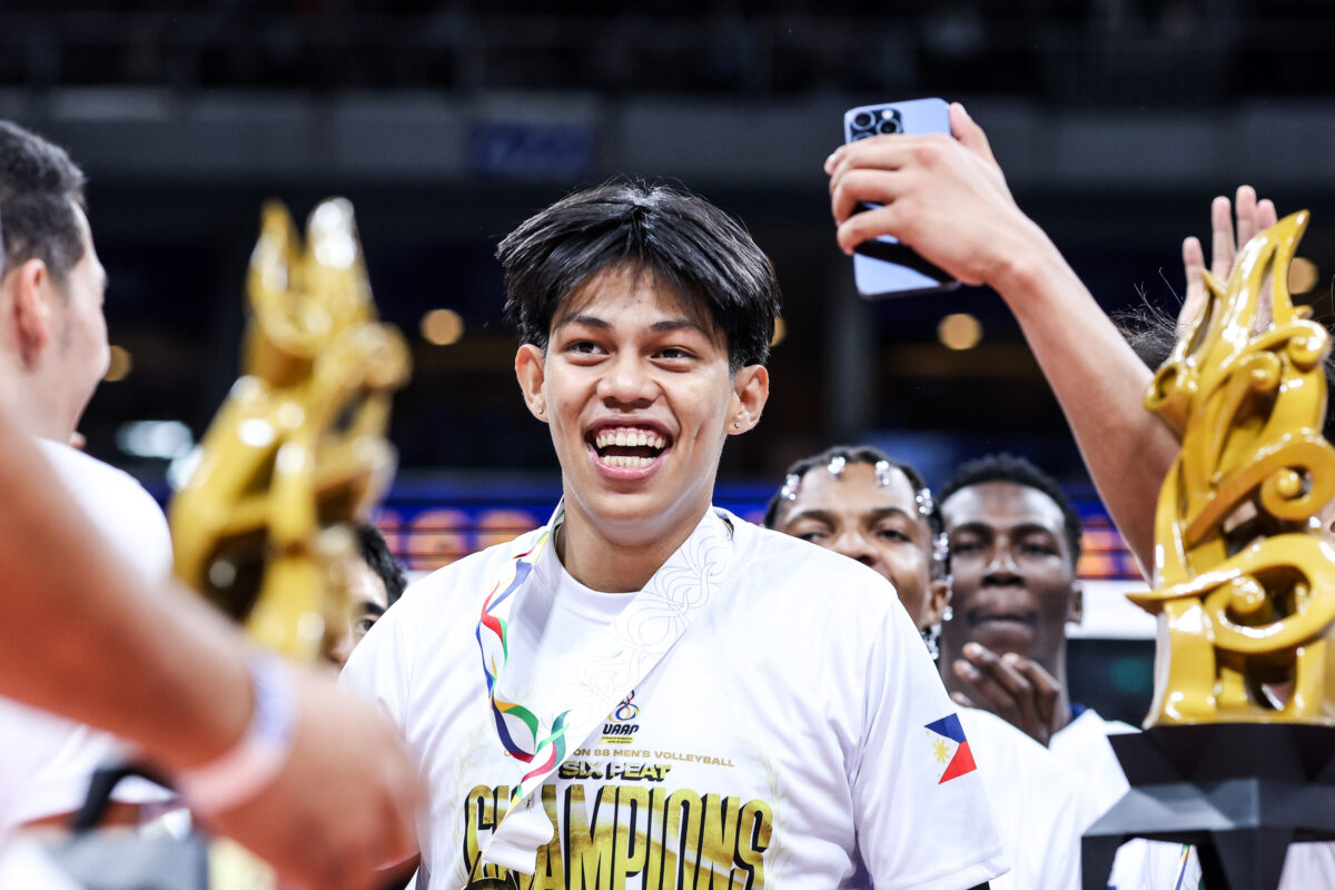 Finals MVP Leo Ordiales NU Bulldogs vs FEU Tamaraws UAAP Finals Game 2