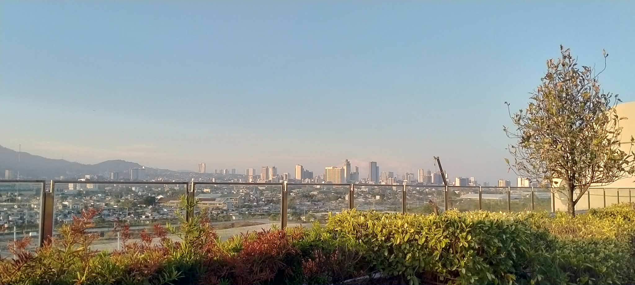 EMB downgrades haze alert as Metro Cebu air quality improves