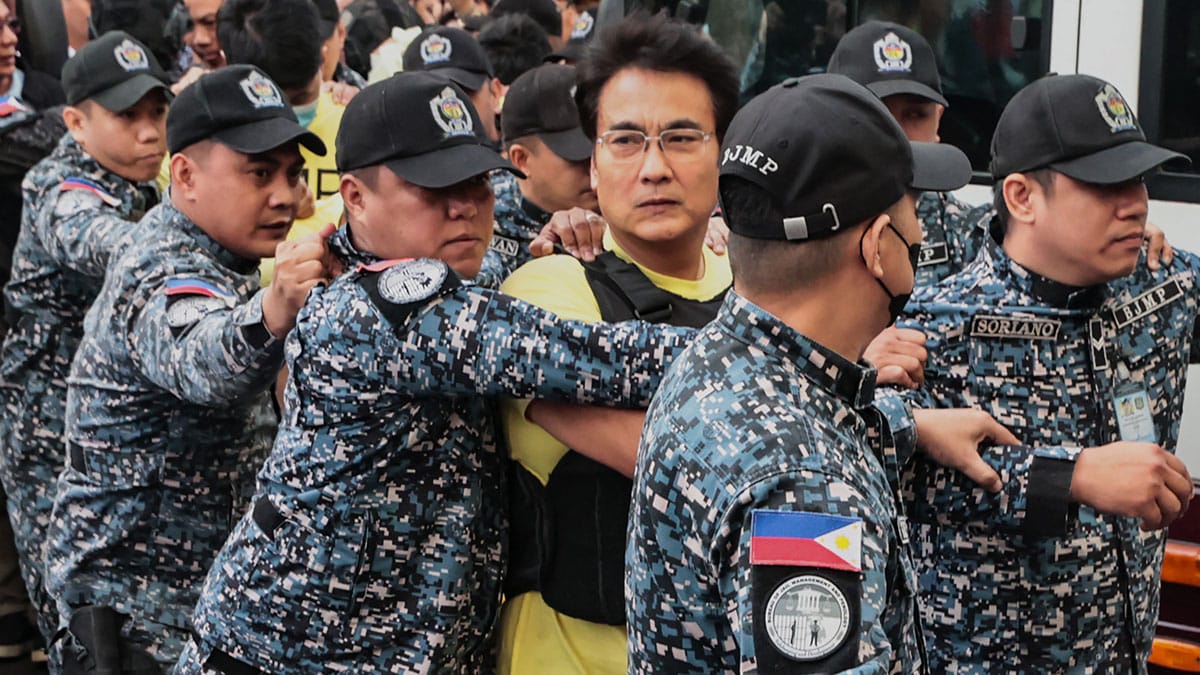Revilla camp: No docs linking him to 21-day flood control project