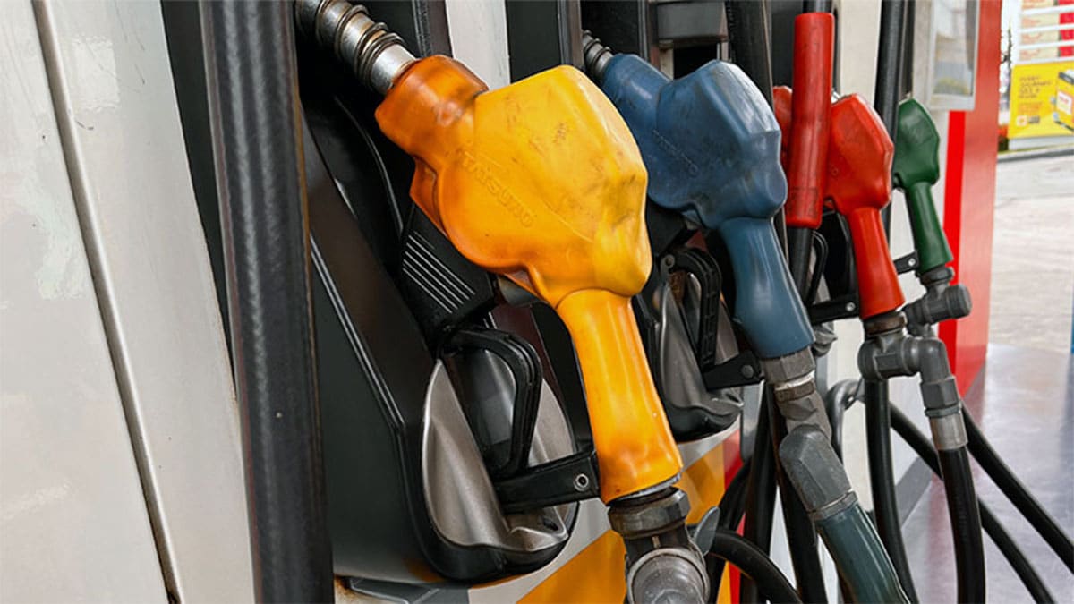 OIL PRICE WATCH: Diesel hike seen at P14.50/liter, gasoline at P7.50