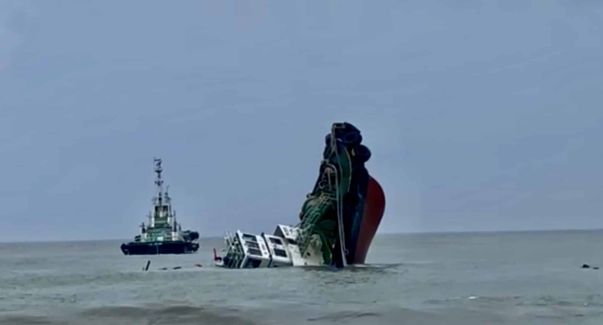 Oil spill team deployed to sunken tugboat in Zambales