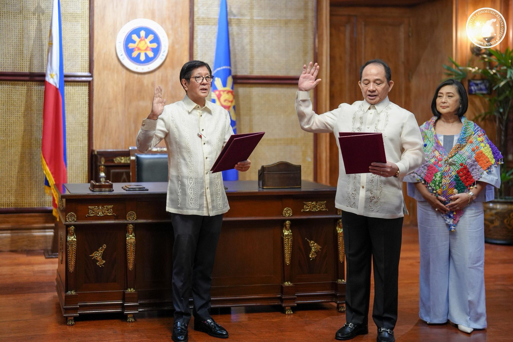 Ex-AFP chief Oban Jr. takes oath as national security adviser