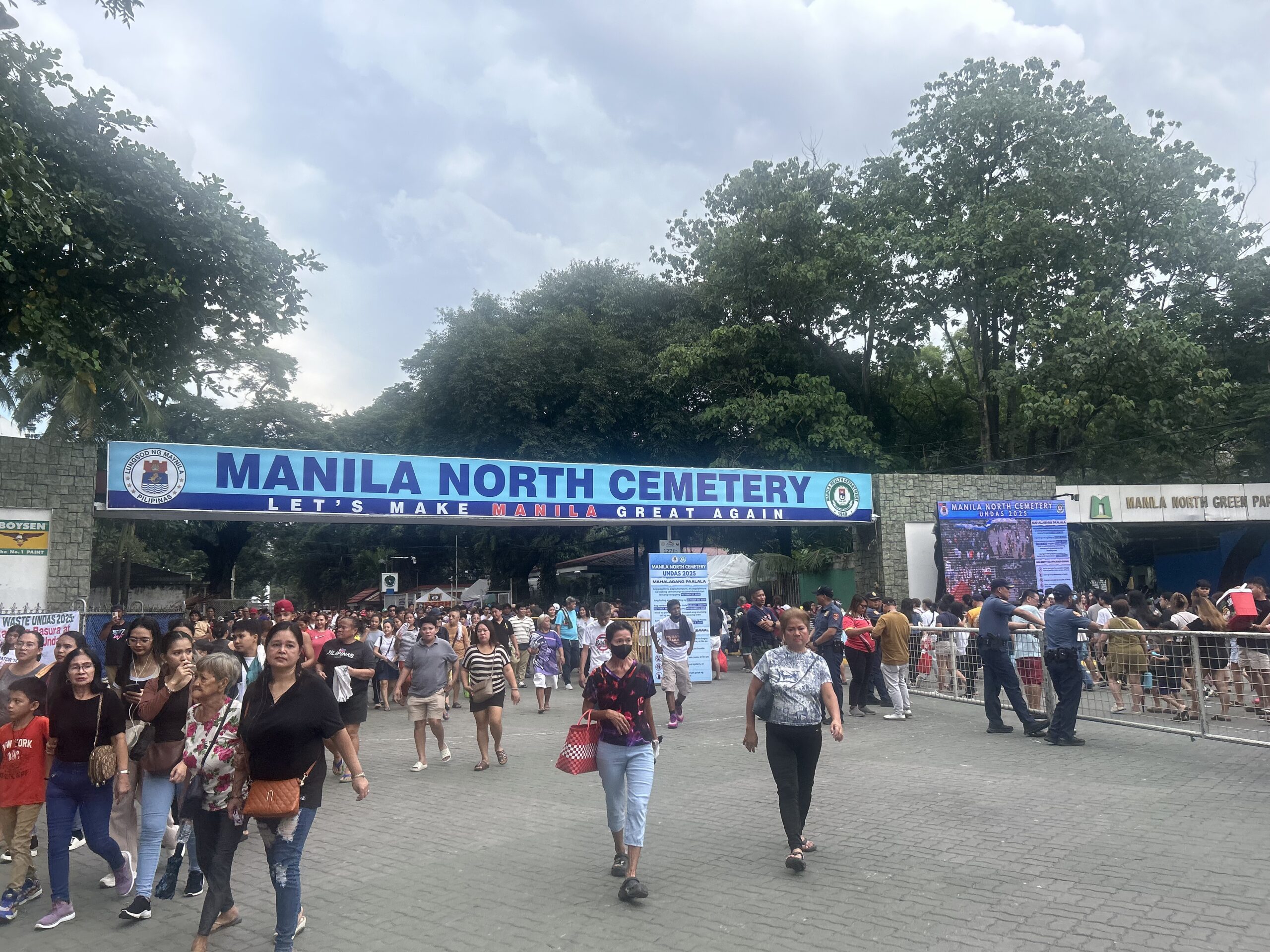 MMDA flags 5 major cemeteries for Undas traffic management