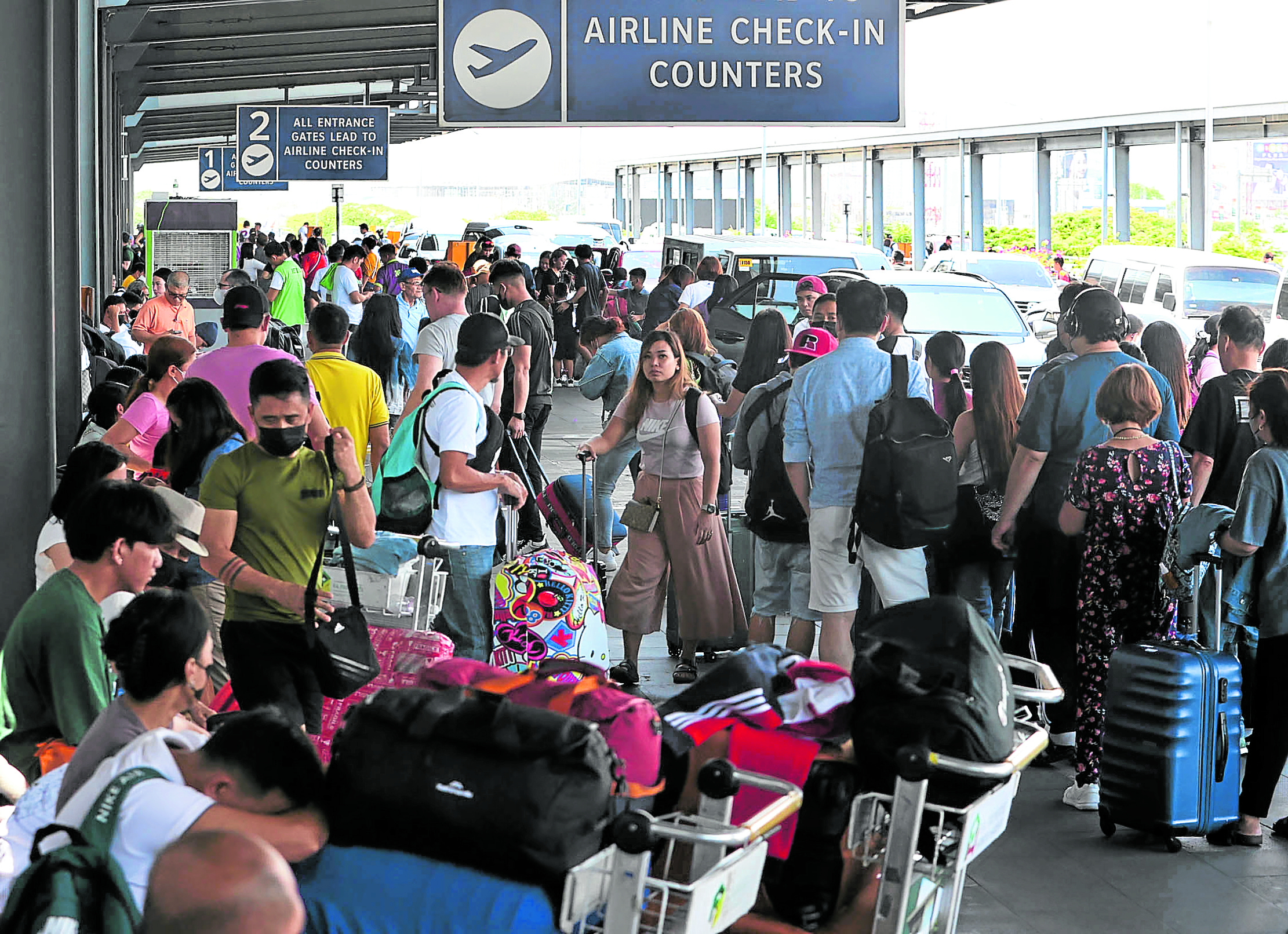 Senators flag last-minute flight cancellations, policy review sought