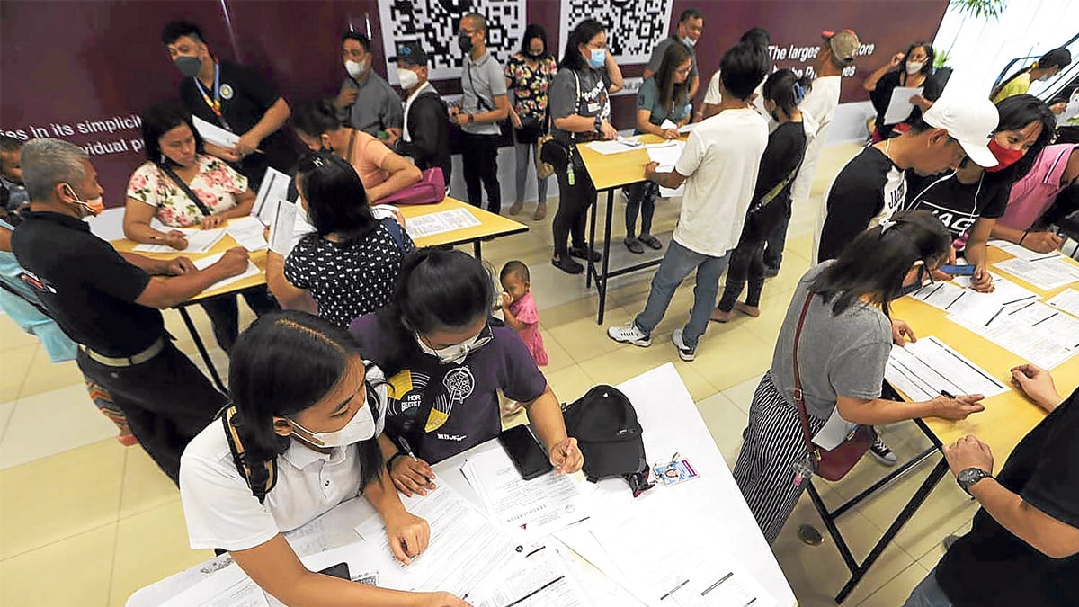 Senate OKs on 2nd reading bill setting barangay, SK term to 5 years