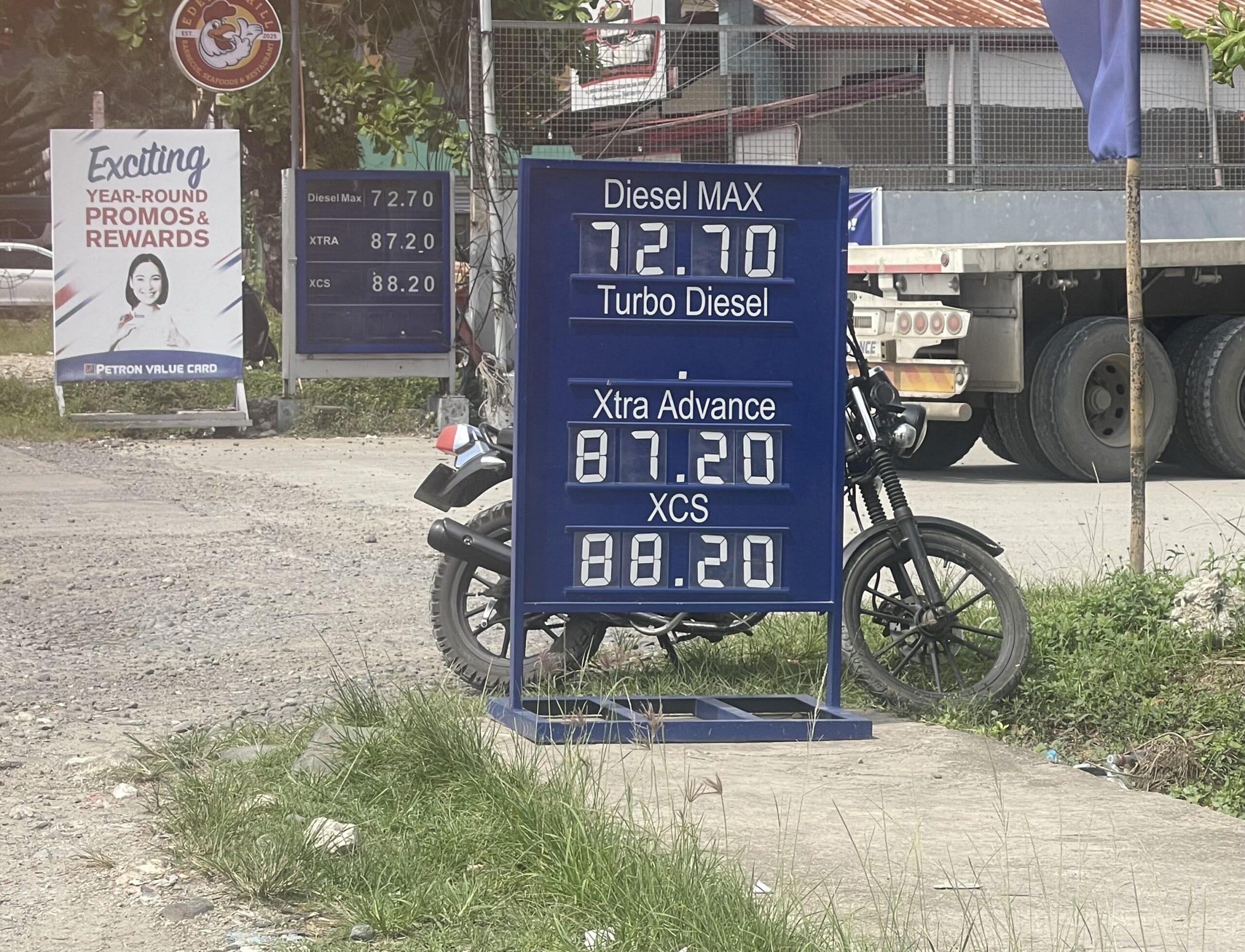 Trike drivers decry higher gasoline prices in Agusan town
