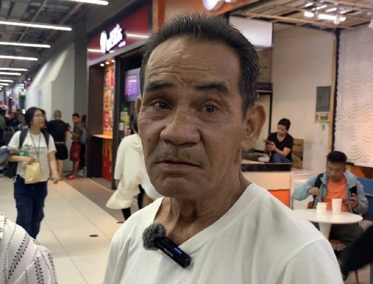 Holy Week returnee takes bus instead of car to save on fuel