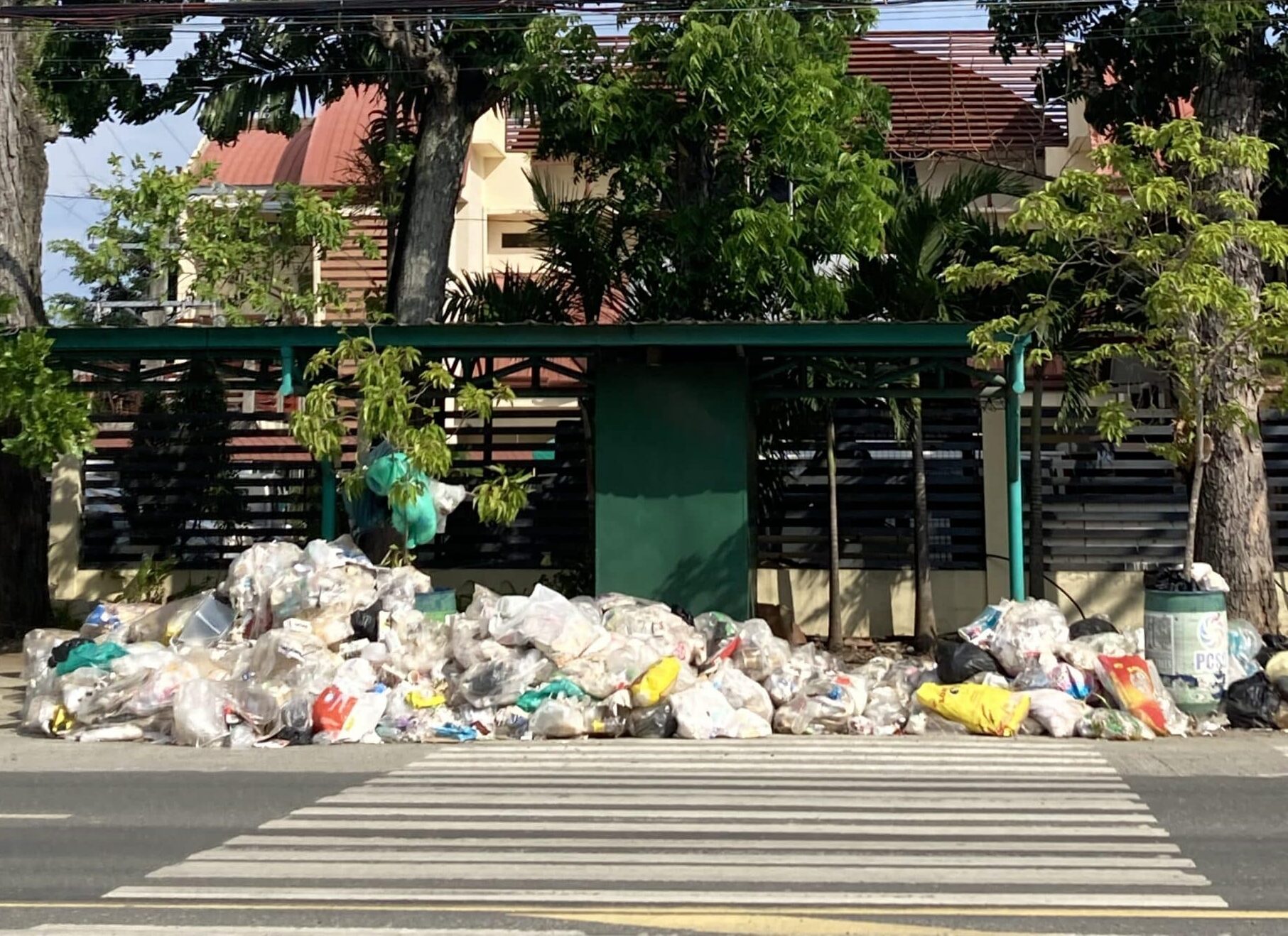 DENR-EMB condemns trash dumping at Davao office