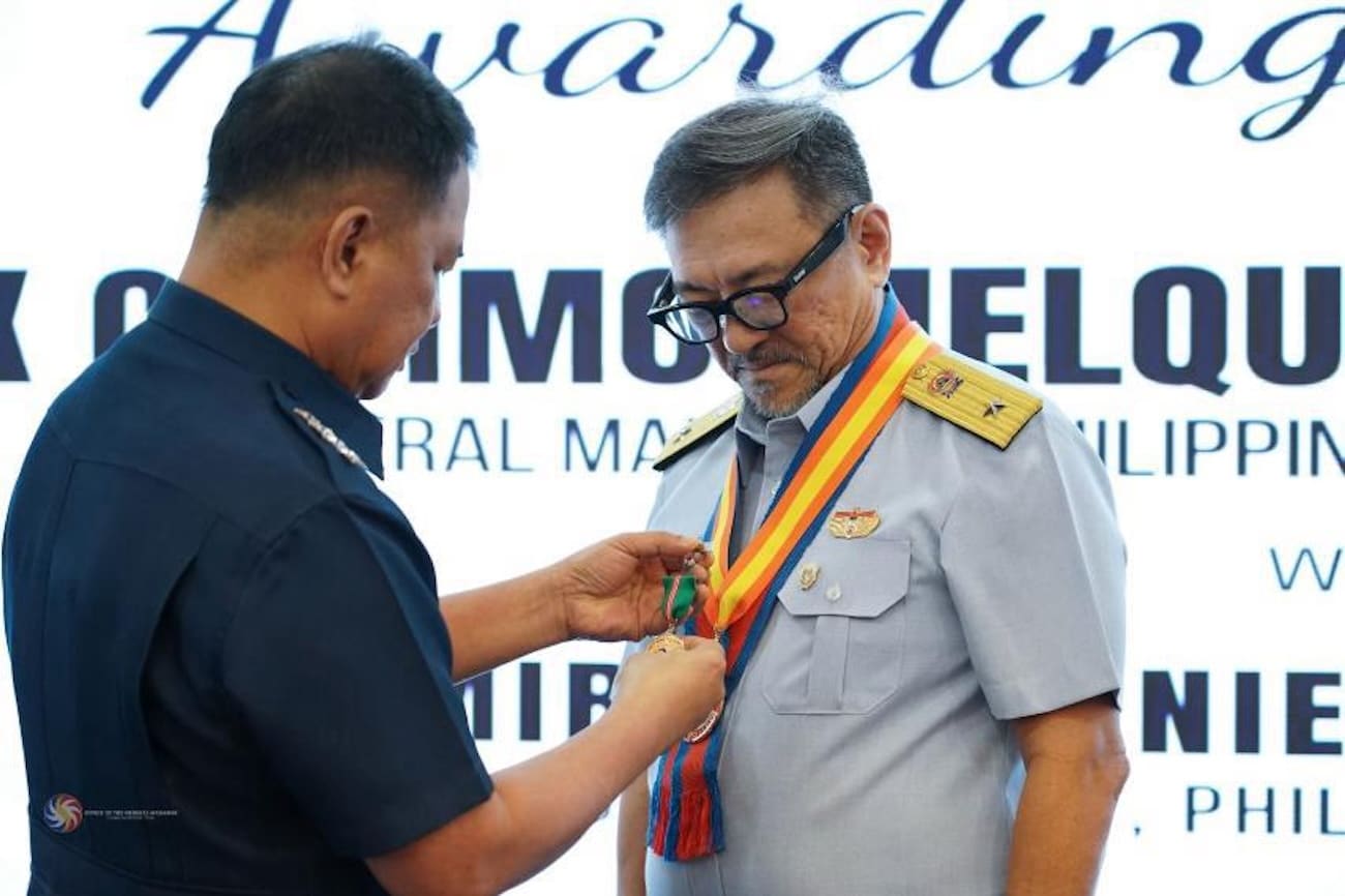 PCSO GM Mel Robles gets PCG Auxiliary Merit Medal