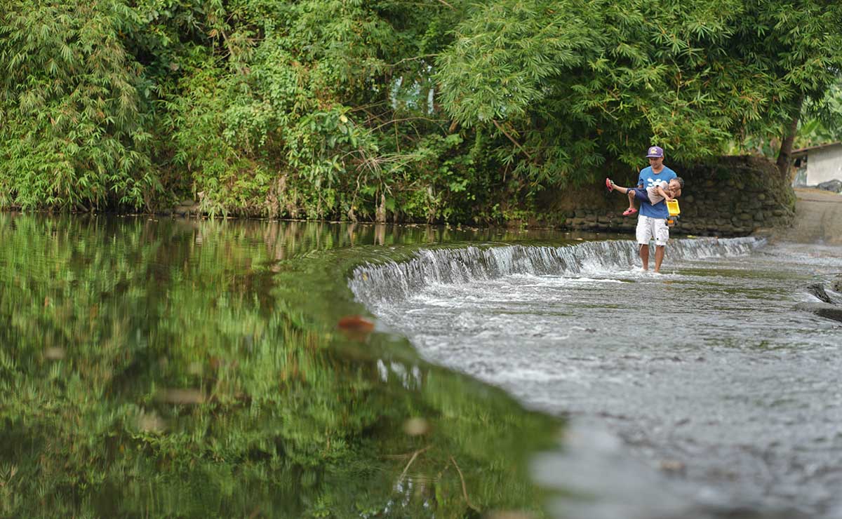 La Union replacing typhoon-damaged hanging bridge in Balaoan
