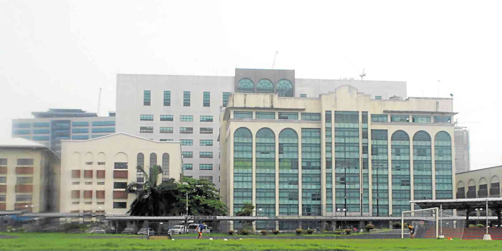 Student found dead in UMak campus