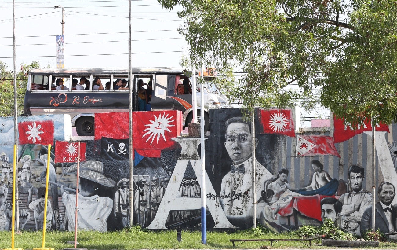 INQUIRER SPECIAL: ‘Para sa bayan’: Is nationalist the opposite of corrupt?
