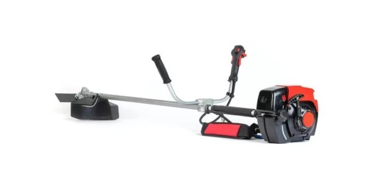 Is electric hedge trimmers better electric or oil powered?